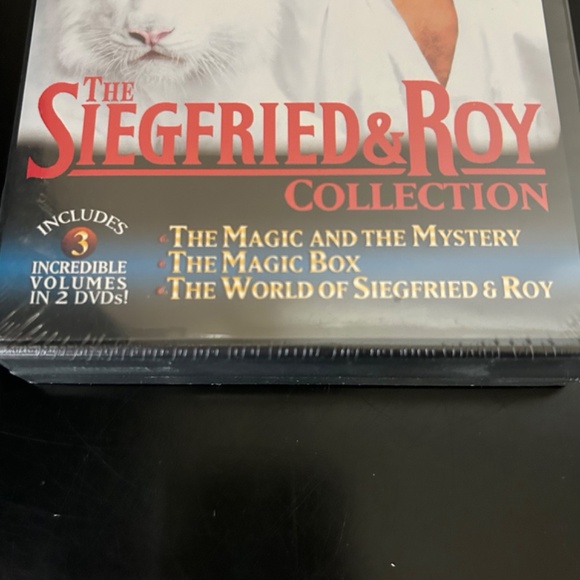 The Siegfried & Roy Collection. NWT - Picture 2 of 7